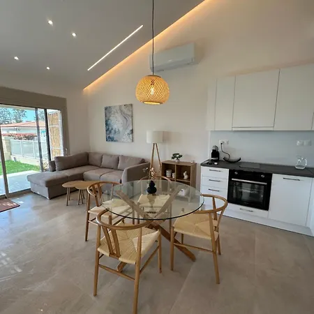 Luxury House Ilios *